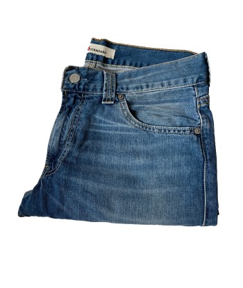 Jean Levis pour bénéficier 