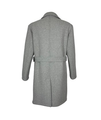 Manteau gris Hermès ouvre sa boutique